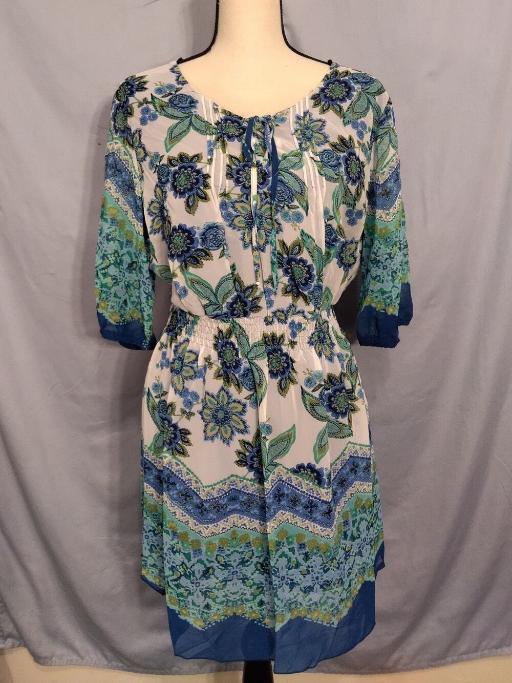 En Focus Petite Dress